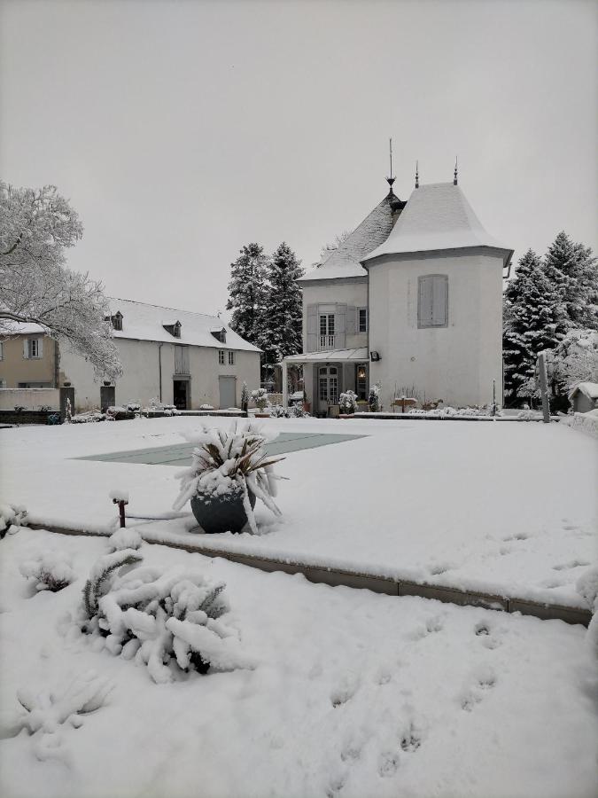 Chateau De Heaas Feas 外观 照片